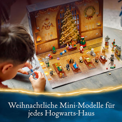 LEGO Harry Potter Adventskalender 2024 – Weihnachtskalender für Kinder mit 7 Minifiguren & 16 Hogwarts-Spielzeugen*